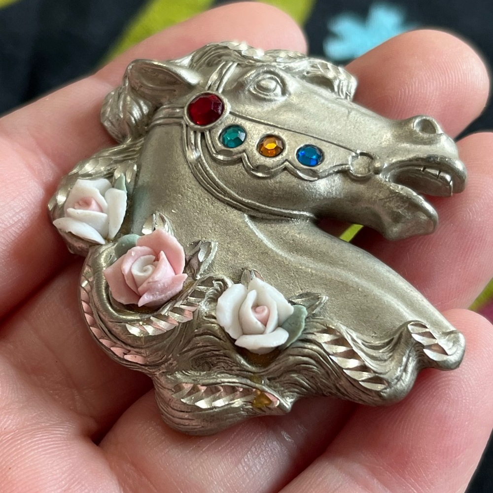 VTG Whimsigoth Fable Signed Carousel Horse Rhinestone Costume Jewelry Brooch - Picture 3 of 7
